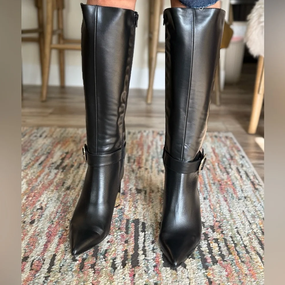 Black Knee High Leather Boots with Gold detail buckle and heel! Soft leather - Picture 7 of 10